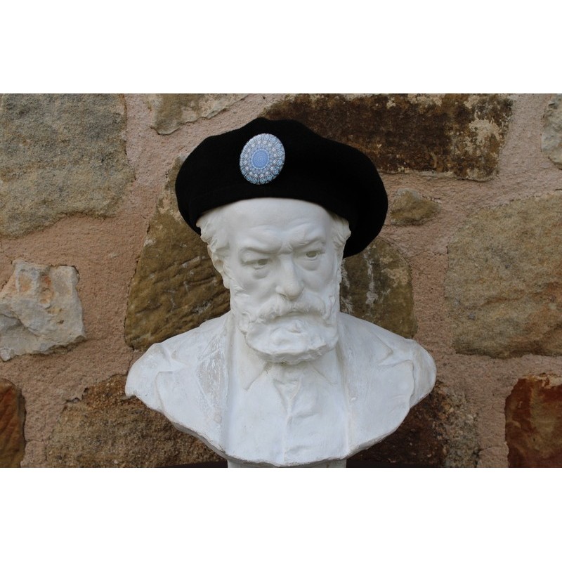 Badge. magnet. mandala. dot.V33.B.Joelle